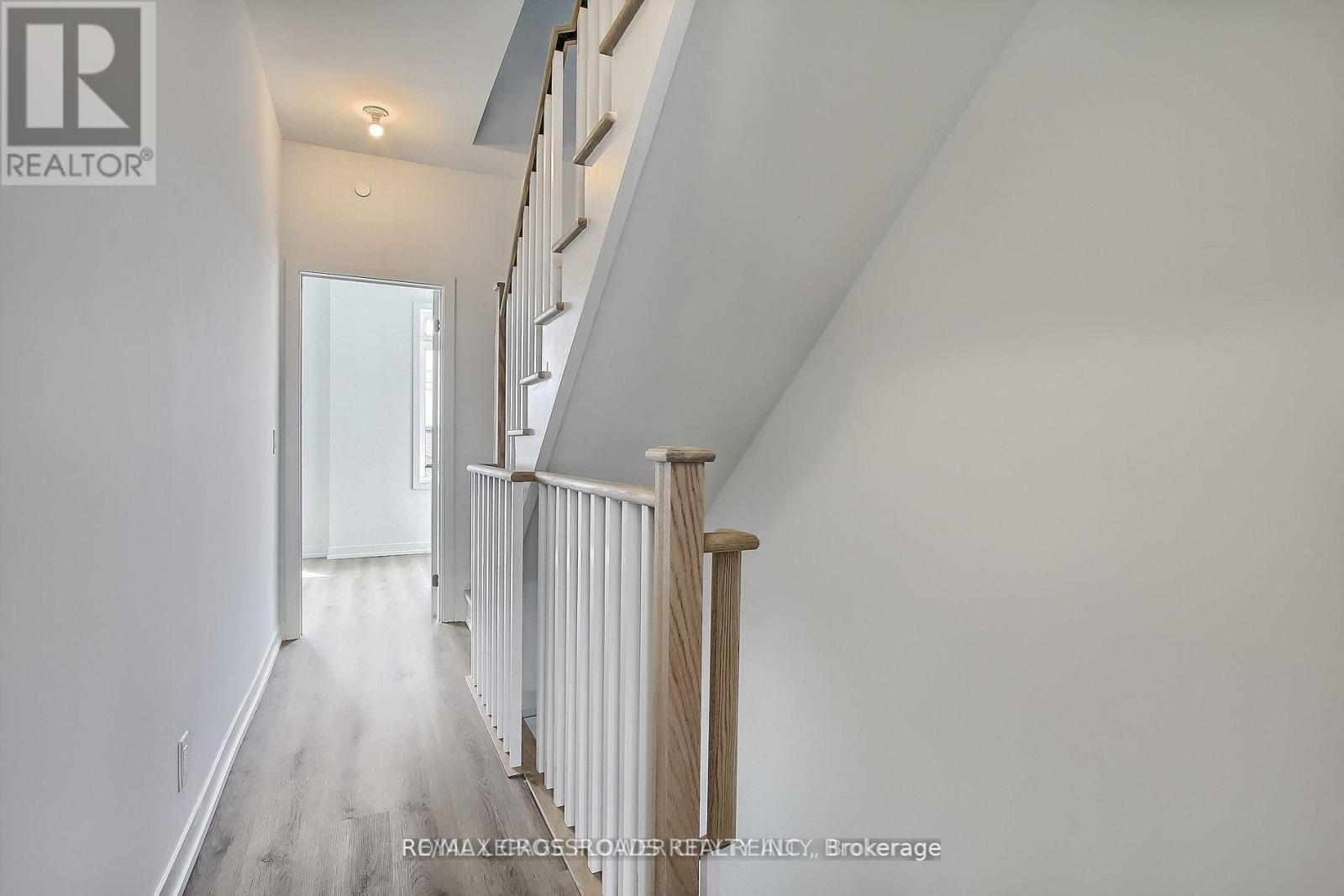 98 Bartley Drive, Toronto, Ontario  M4A 0A9 - Photo 19 - C13092926