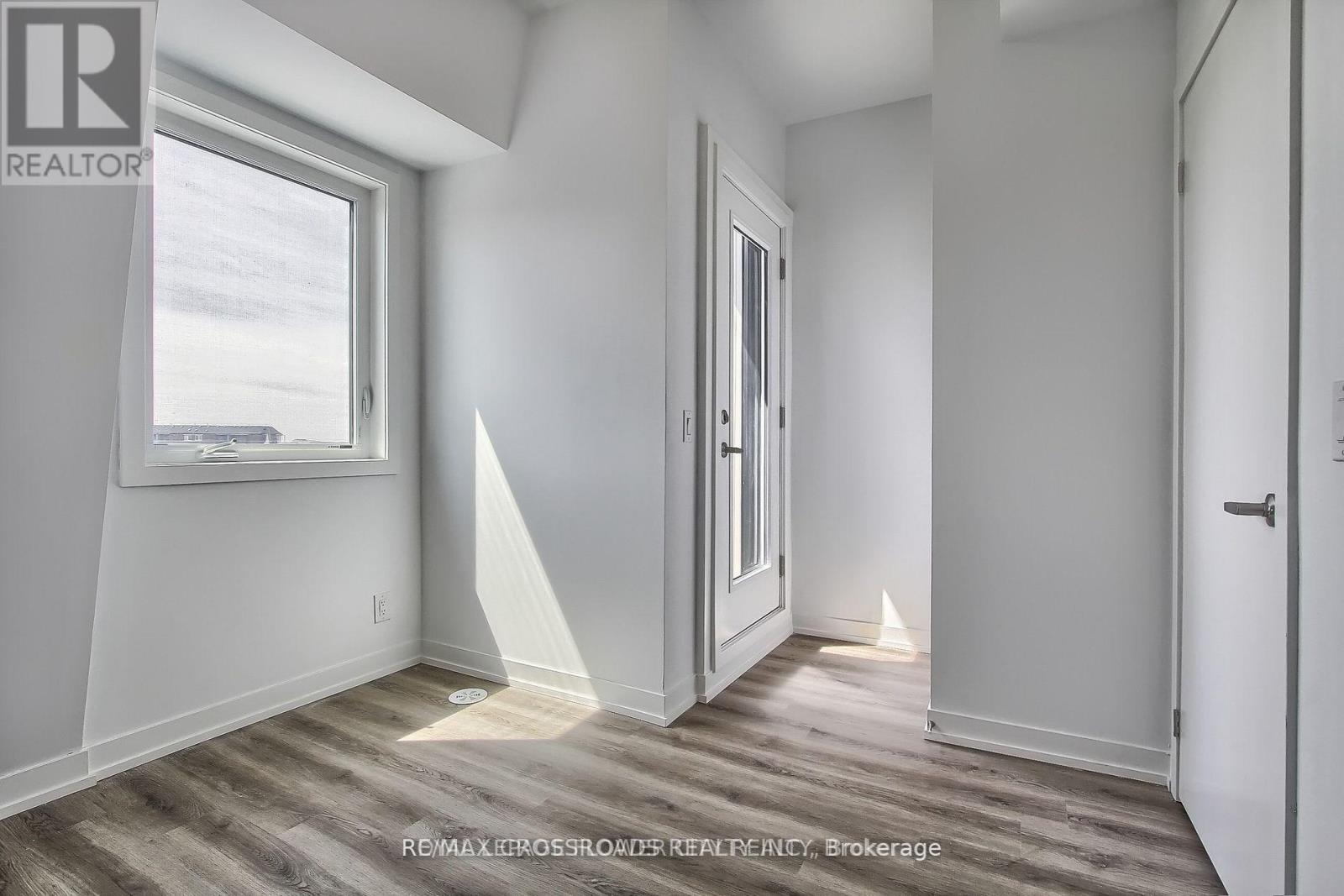 98 Bartley Drive, Toronto, Ontario  M4A 0A9 - Photo 27 - C13092926