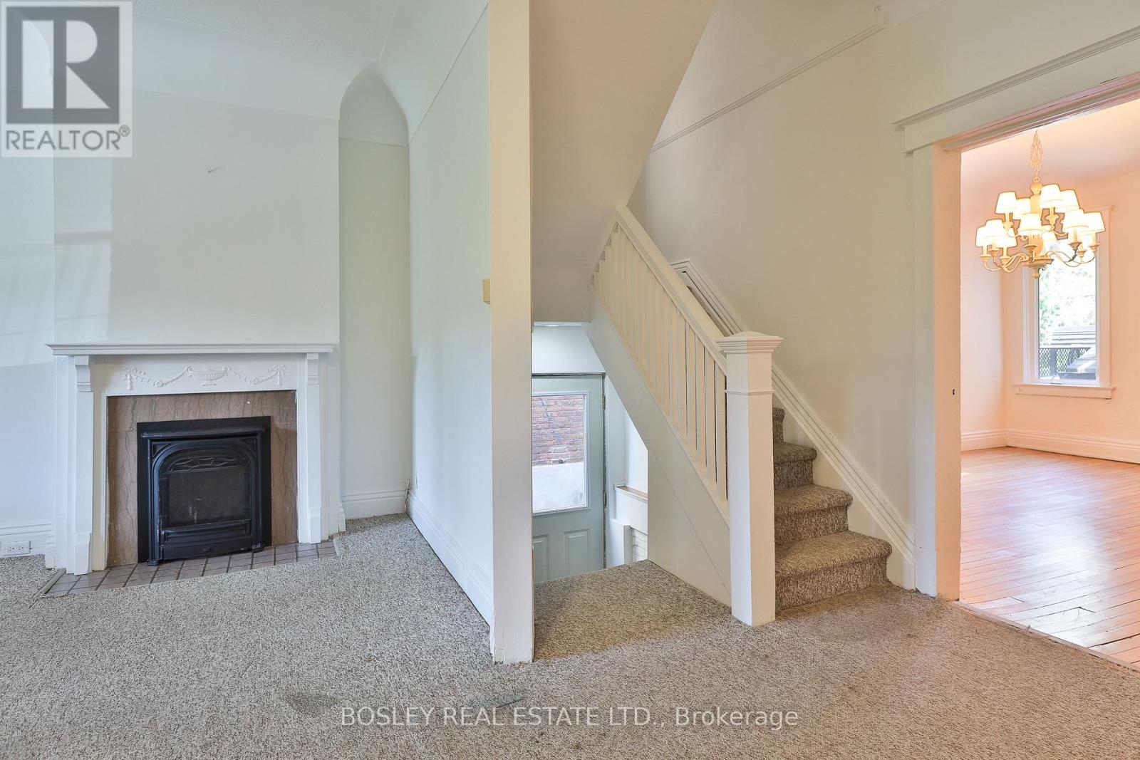 15 Kendal Avenue, Toronto, Ontario  M5R 1L5 - Photo 6 - C13092948