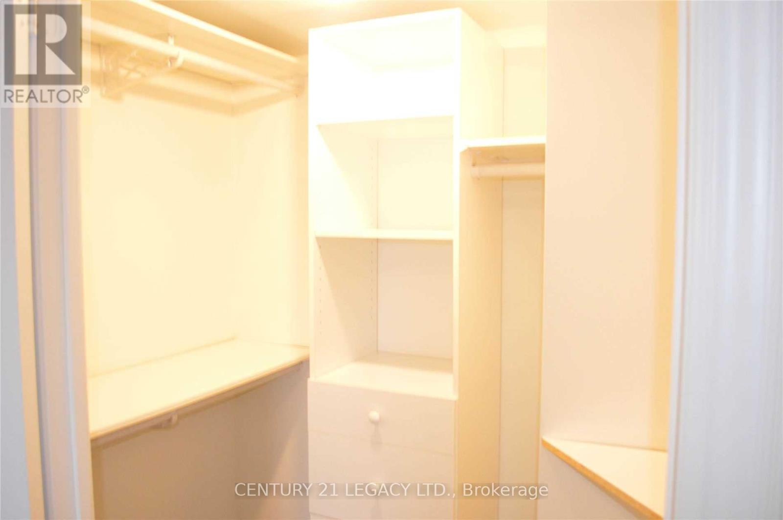 1510 - 28 Ted Rogers Way, Toronto, Ontario  M4Y 2J4 - Photo 8 - C13093002