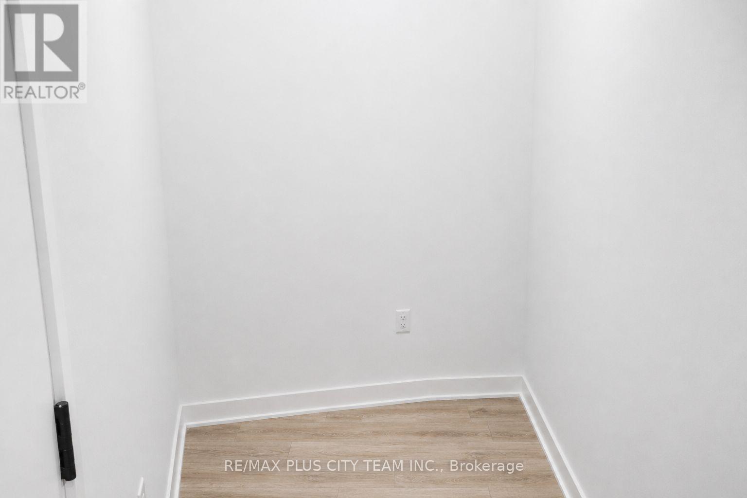 913 - 1185 Dupont Street, Toronto, Ontario  M6H 0G5 - Photo 10 - W13020064