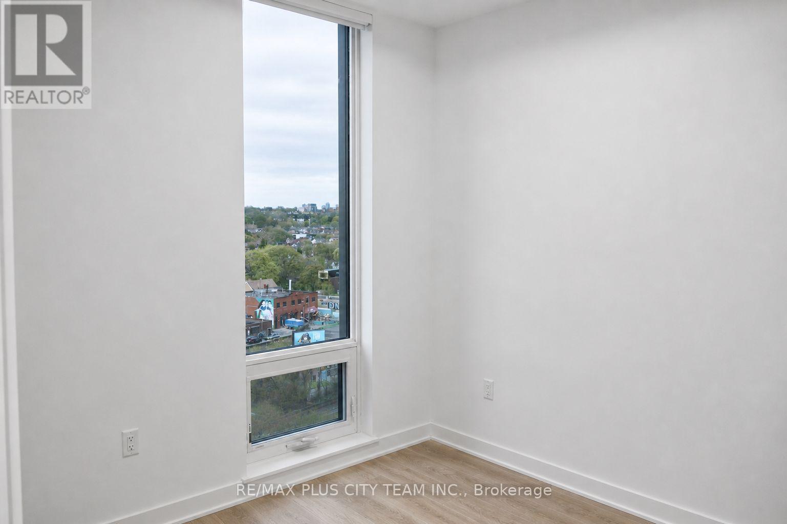 913 - 1185 Dupont Street, Toronto, Ontario  M6H 0G5 - Photo 7 - W13020064