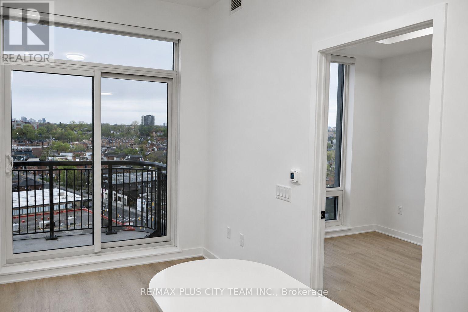 913 - 1185 Dupont Street, Toronto, Ontario  M6H 0G5 - Photo 4 - W13020064
