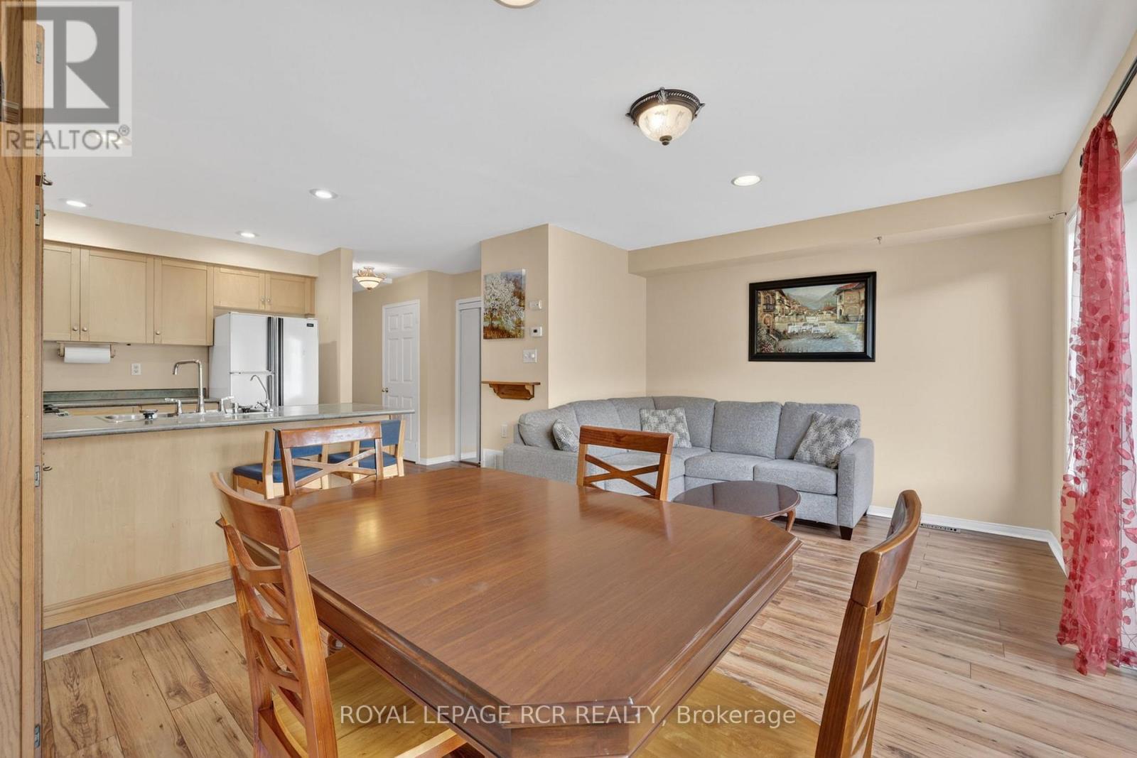 15 Dominion Gardens Drive, Halton Hills, Ontario  L7G 6A9 - Photo 8 - W13091504