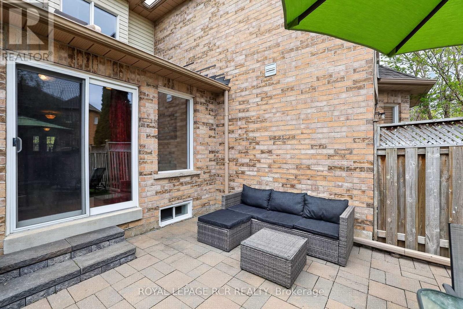 15 Dominion Gardens Drive, Halton Hills, Ontario  L7G 6A9 - Photo 24 - W13091504