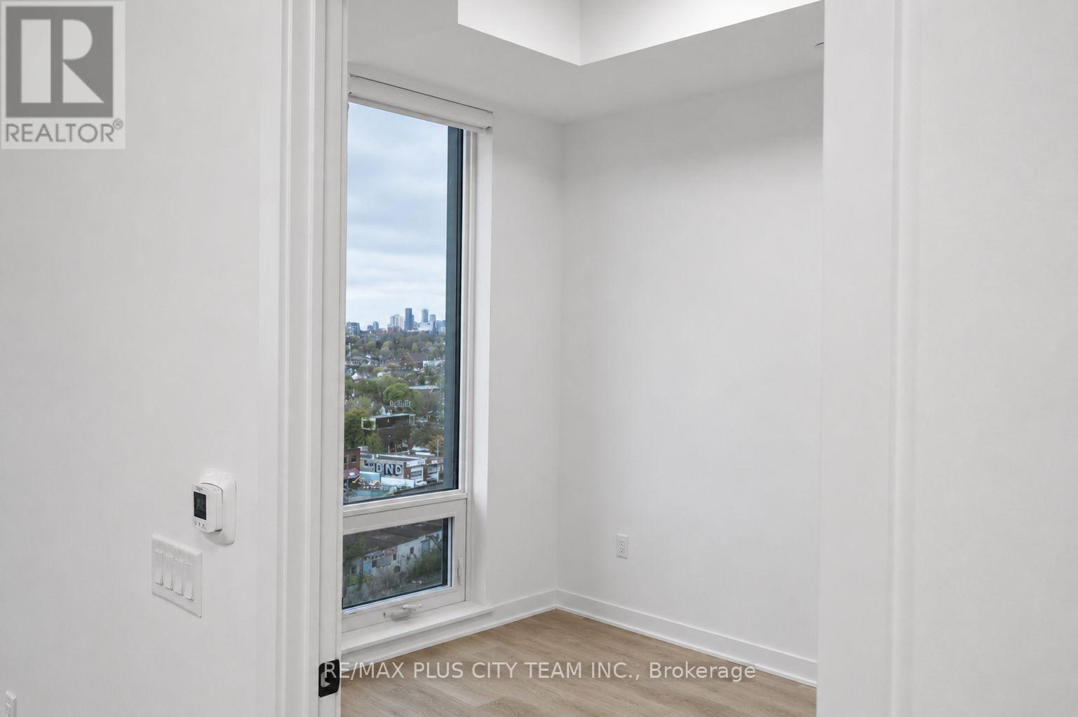 913 - 1185 Dupont Street, Toronto, Ontario  M6H 0G5 - Photo 6 - W13020064