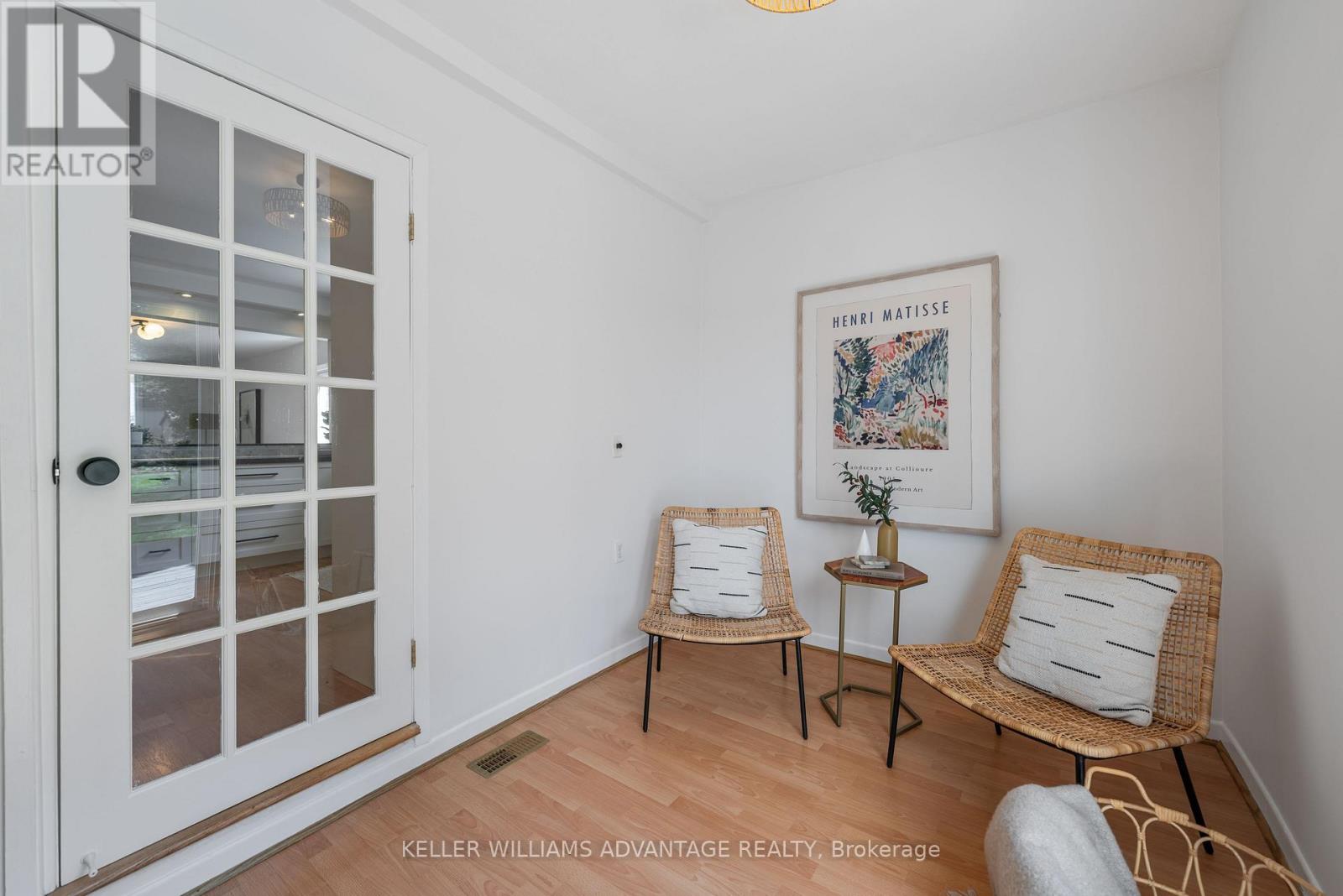 60 Wayland Avenue, Toronto, Ontario  M4E 3C9 - Photo 14 - E13092786