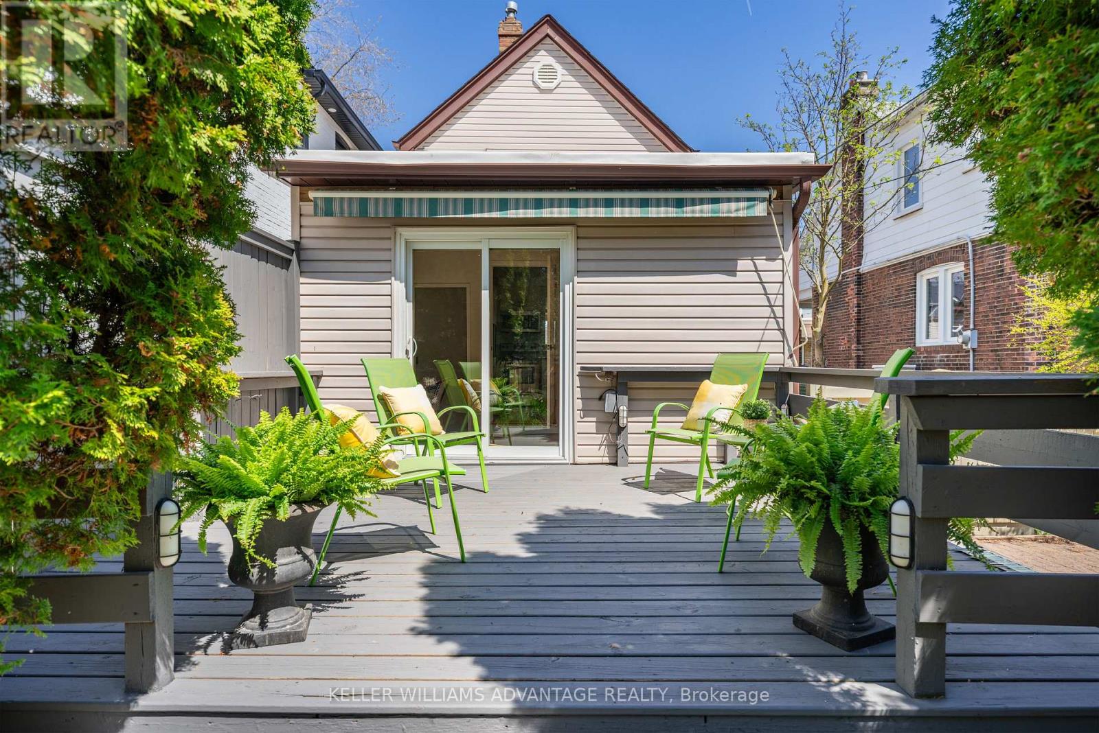 60 Wayland Avenue, Toronto, Ontario  M4E 3C9 - Photo 33 - E13092786