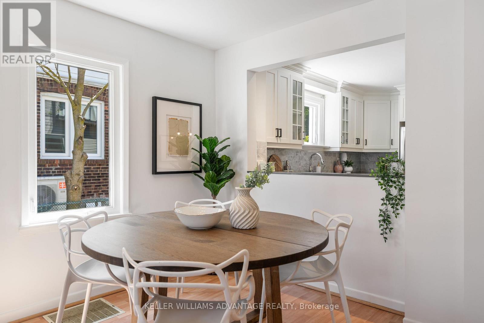 60 Wayland Avenue, Toronto, Ontario  M4E 3C9 - Photo 7 - E13092786