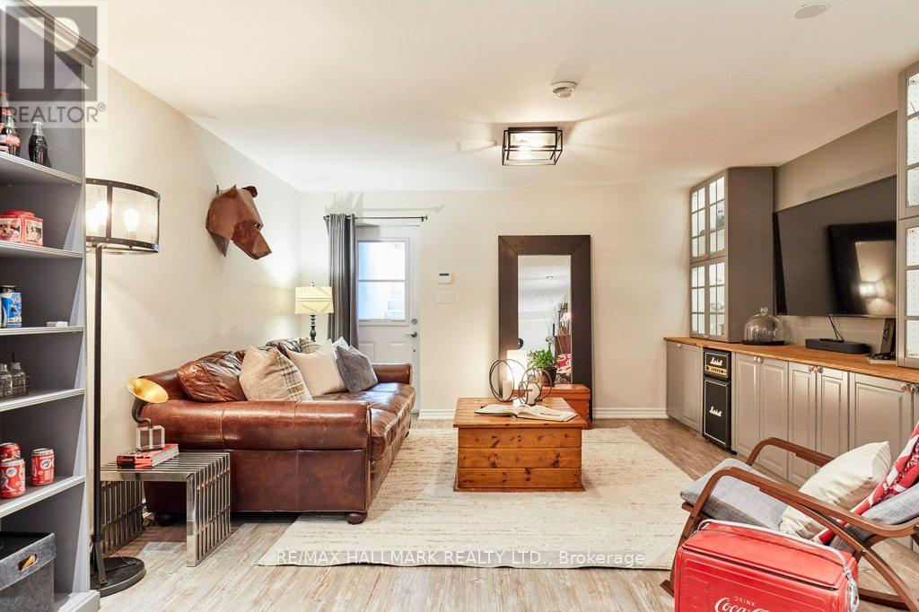 255 Ashdale Avenue, Toronto, Ontario  M4L 2Y8 - Photo 27 - E13092822