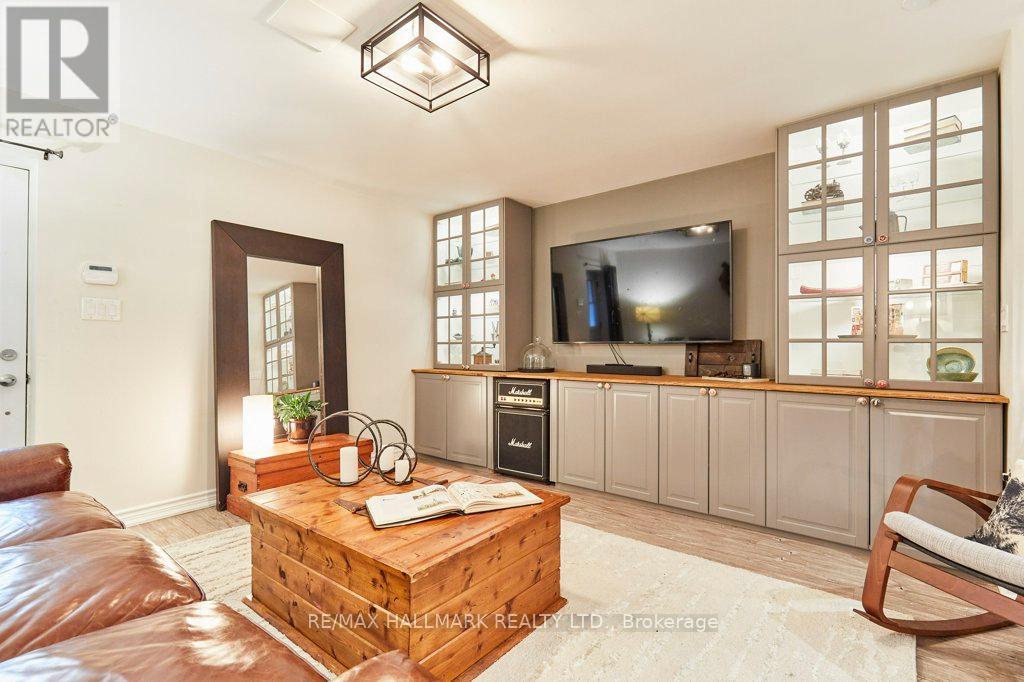 255 Ashdale Avenue, Toronto, Ontario  M4L 2Y8 - Photo 28 - E13092822