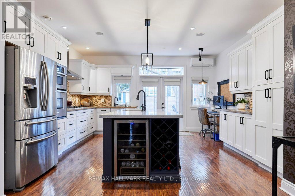 255 Ashdale Avenue, Toronto, Ontario  M4L 2Y8 - Photo 7 - E13092822
