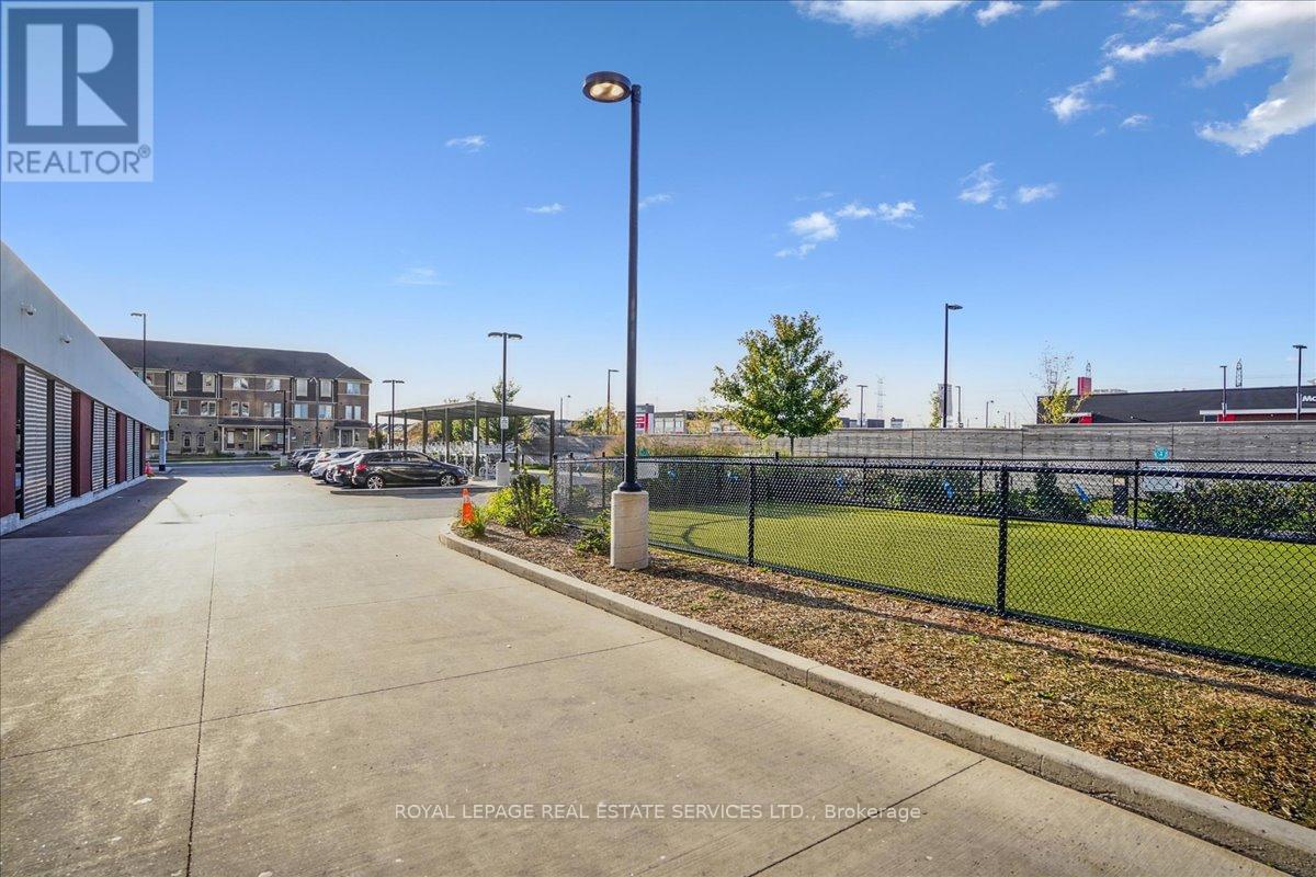1012 - 2550 Simcoe Street N, Oshawa, Ontario  L1L 0R5 - Photo 2 - E13092946
