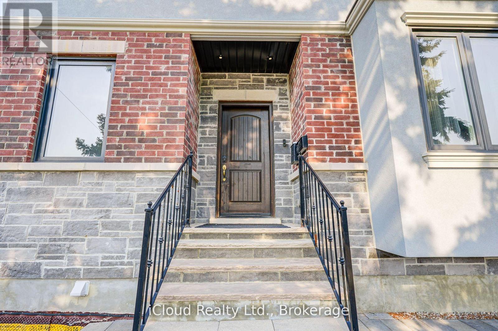 151 Westbourne Avenue, Toronto, Ontario  M1L 2Y9 - Photo 5 - E13092972