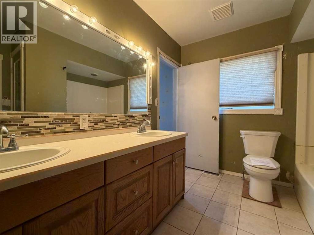 5204 50 Street, Strome, Alberta  T0B 4H0 - Photo 10 - A2306780