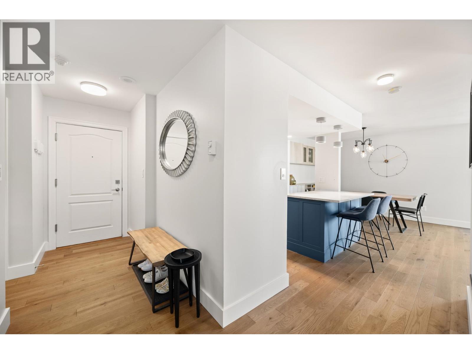 904 1135 Quayside Drive, New Westminster, British Columbia  V3M 6J4 - Photo 2 - R3117789