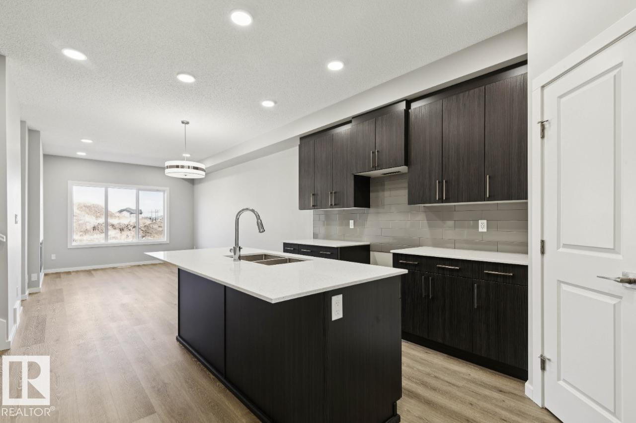 309 Edgemont Dr Nw, Edmonton, Alberta  T6M 3G7 - Photo 6 - E4485585