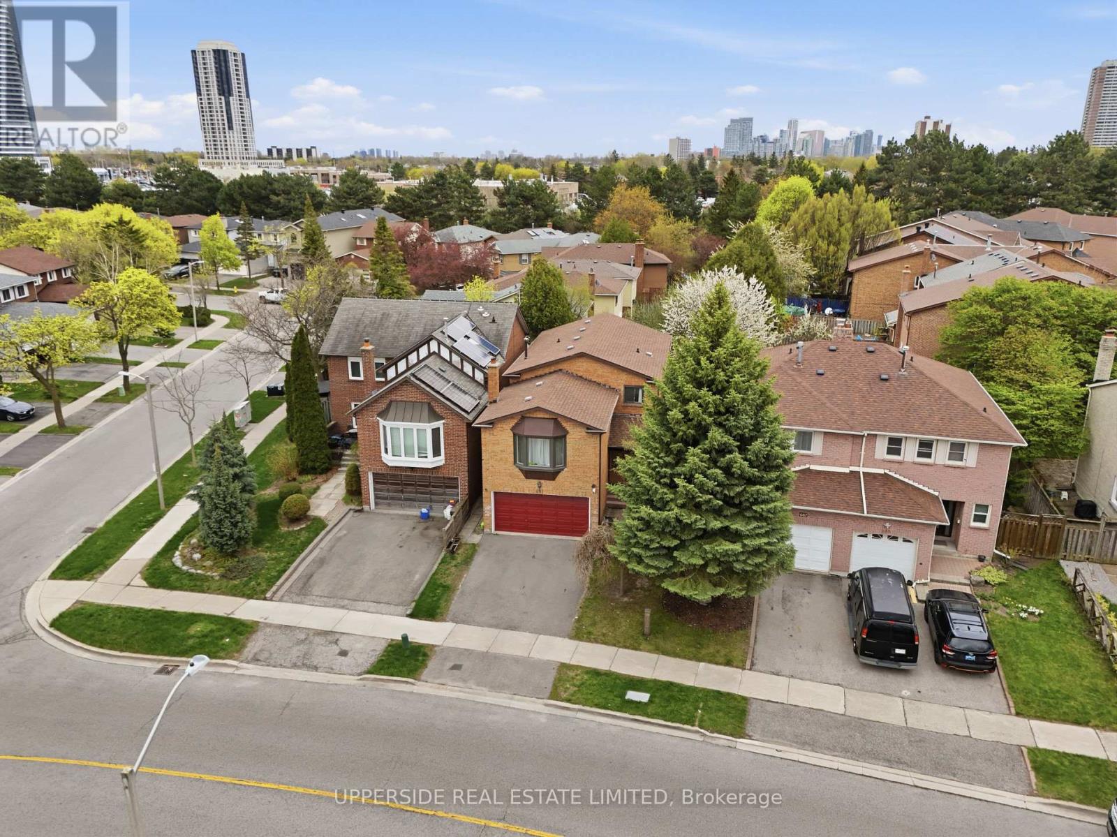 691 York Hill Boulevard, Vaughan, Ontario  L4J 5G4 - Photo 3 - N13092824