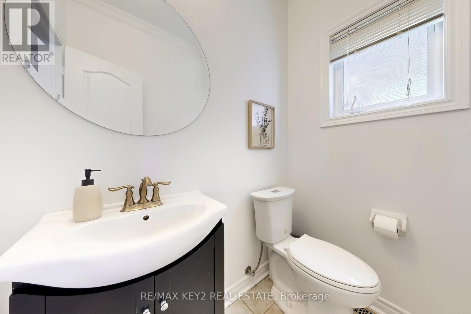 29 Woodhaven Crescent, Richmond Hill, Ontario  L4E 3T1 - Photo 25 - N13092854