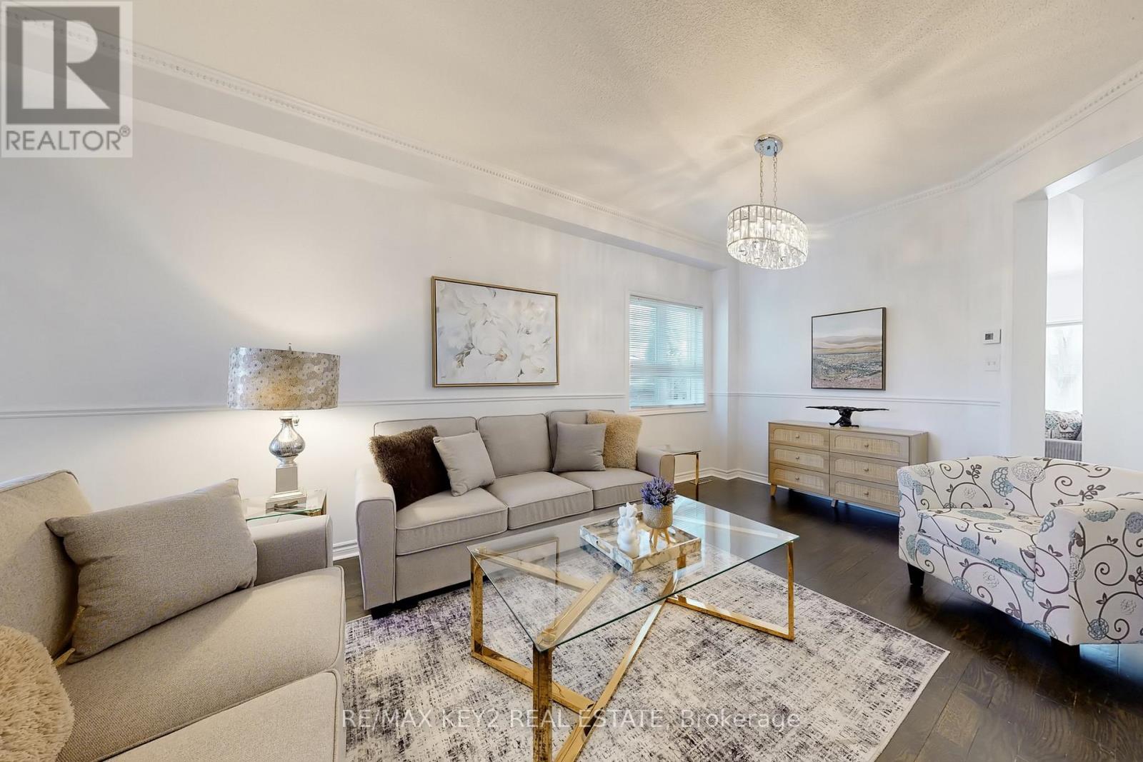 29 Woodhaven Crescent, Richmond Hill, Ontario  L4E 3T1 - Photo 3 - N13092854