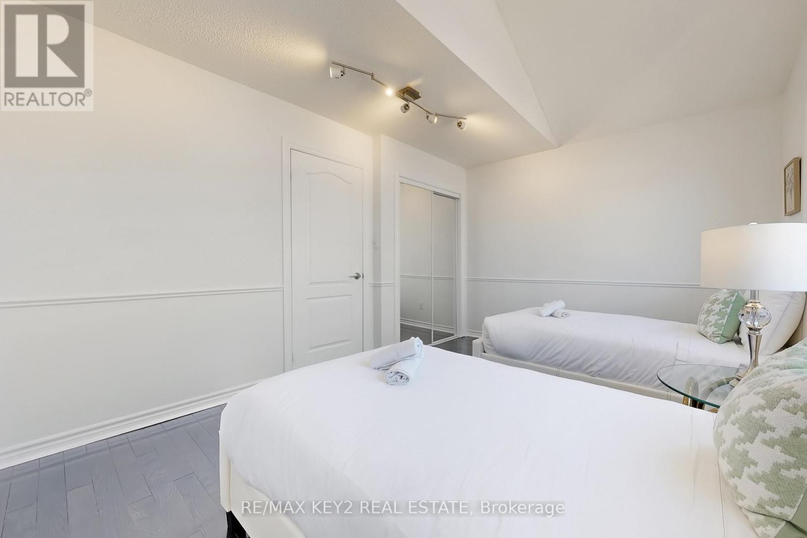 29 Woodhaven Crescent, Richmond Hill, Ontario  L4E 3T1 - Photo 38 - N13092854