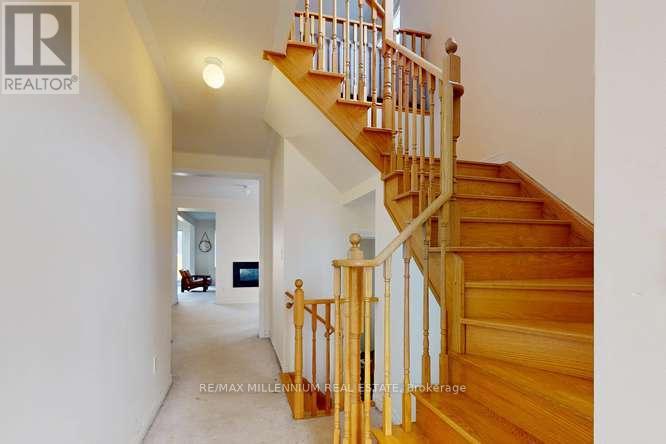 8 Tomporowski Trail, New Tecumseth, Ontario  L9R 0T9 - Photo 4 - N13092898