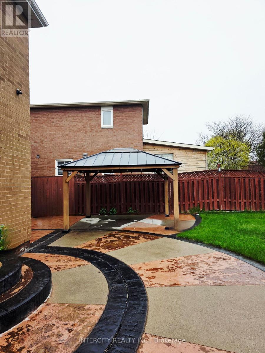 57 Yorkland Street, Richmond Hill, Ontario  L4C 9Z4 - Photo 18 - N13092914