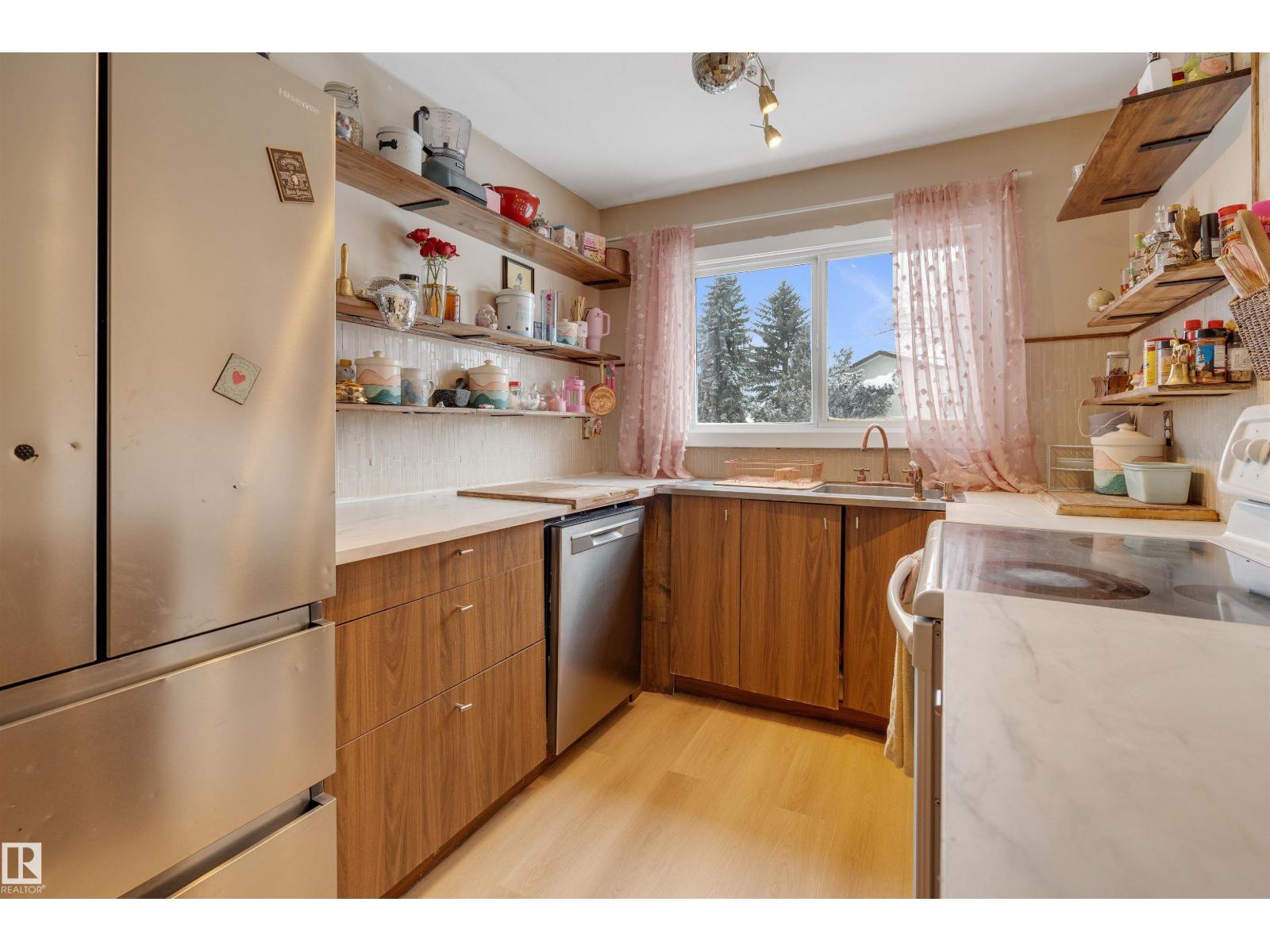 #101 16725 106 St Nw, Edmonton, Alberta  T5X 5G5 - Photo 4 - E4486060