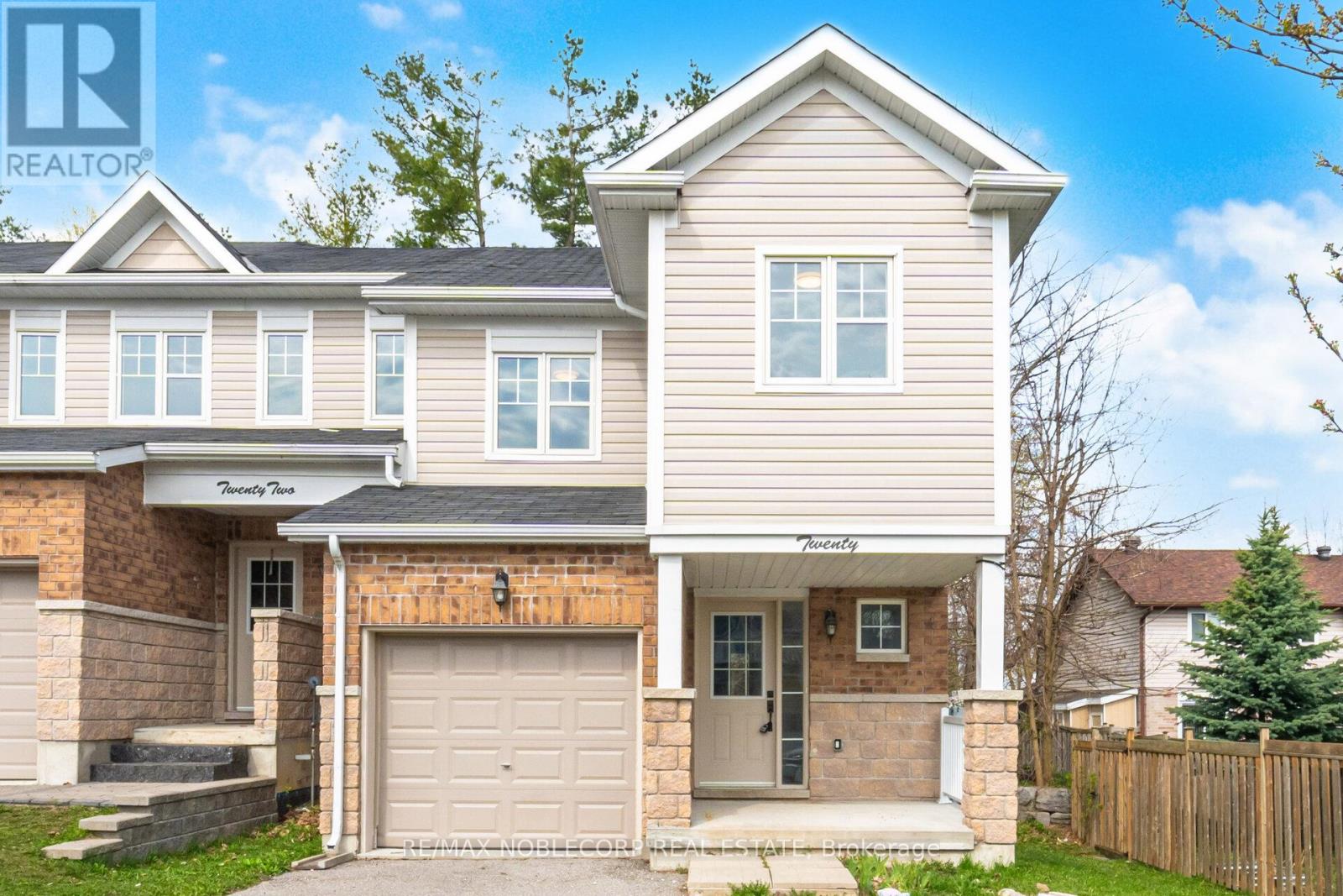 20 PEARTREE COURT, Barrie, Ontario