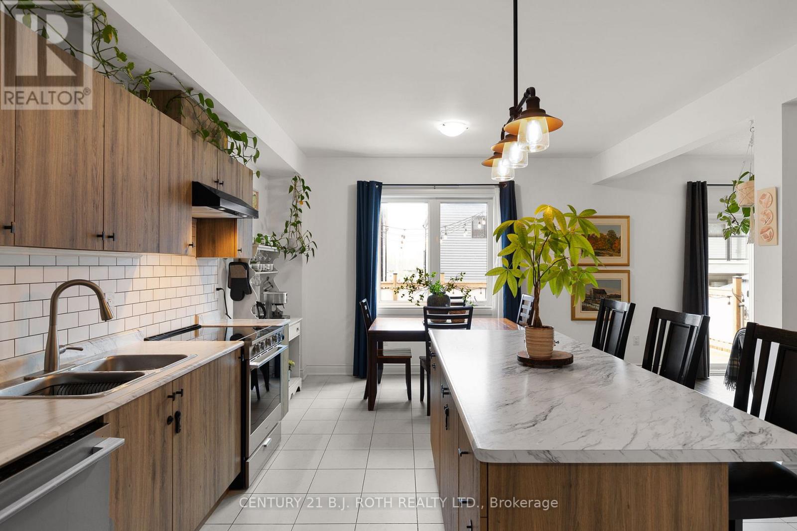 29 Alaskan Heights, Barrie (Holly), Ontario  L9J 0H9 - Photo 14 - S13092924