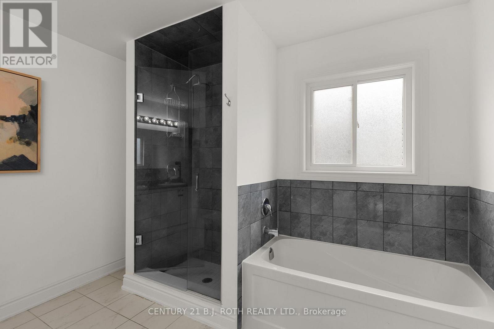 29 Alaskan Heights, Barrie (Holly), Ontario  L9J 0H9 - Photo 21 - S13092924