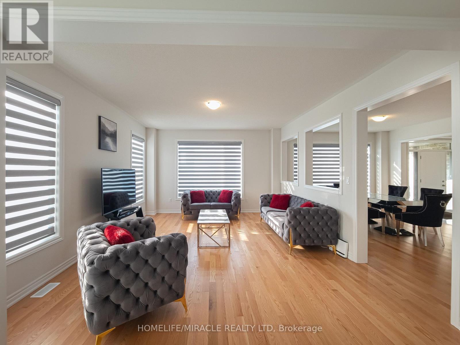 17 Ludlow Drive, Barrie, Ontario  L9J 0L8 - Photo 13 - S13092928