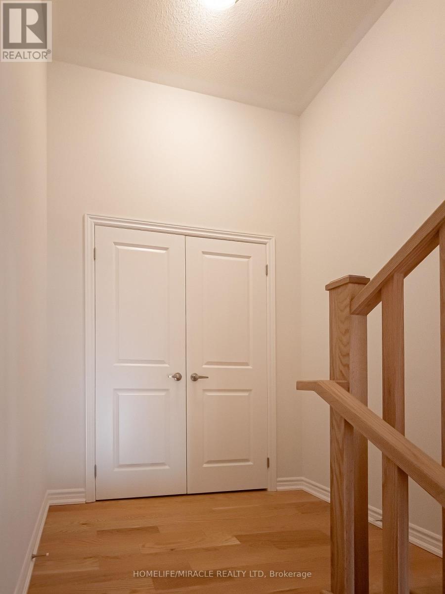 17 Ludlow Drive, Barrie, Ontario  L9J 0L8 - Photo 21 - S13092928