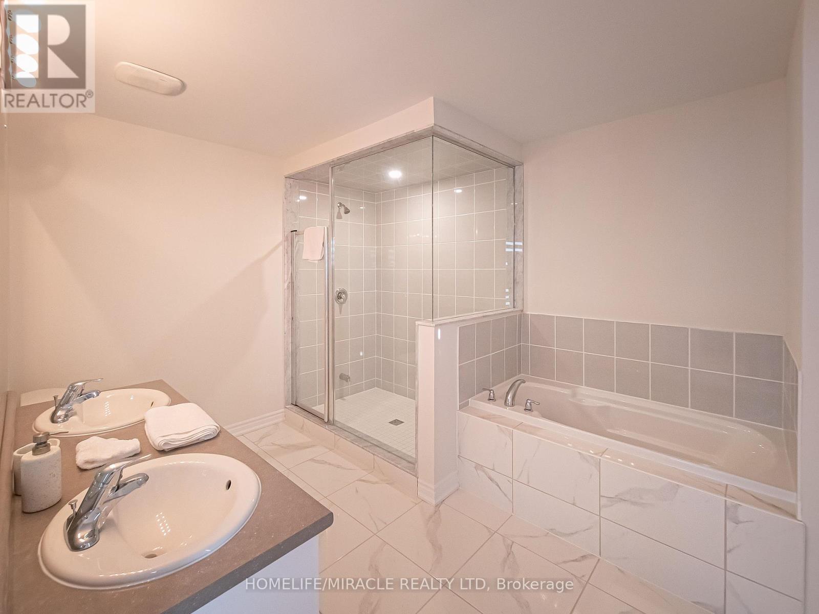 17 Ludlow Drive, Barrie, Ontario  L9J 0L8 - Photo 27 - S13092928
