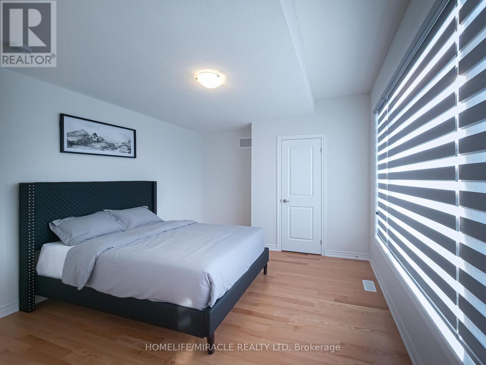 17 Ludlow Drive, Barrie, Ontario  L9J 0L8 - Photo 29 - S13092928