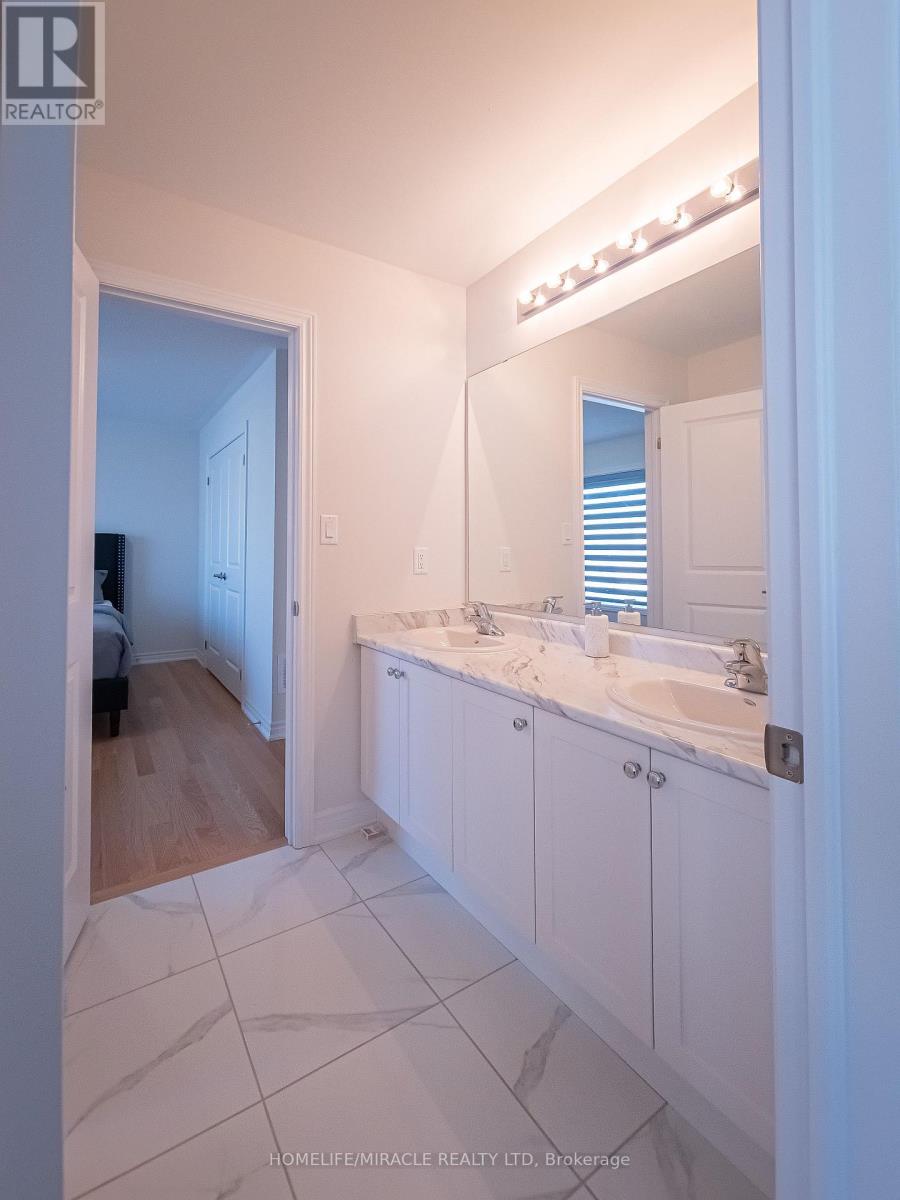 17 Ludlow Drive, Barrie, Ontario  L9J 0L8 - Photo 34 - S13092928