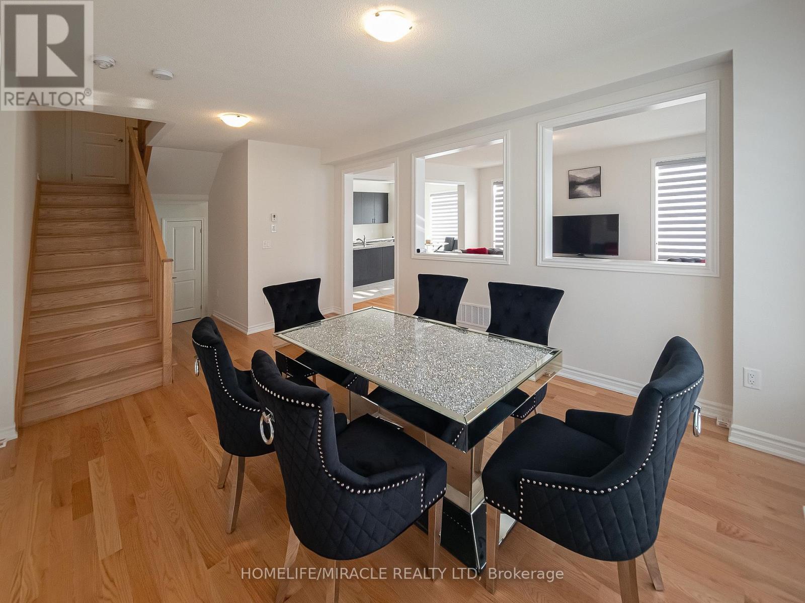 17 Ludlow Drive, Barrie, Ontario  L9J 0L8 - Photo 9 - S13092928