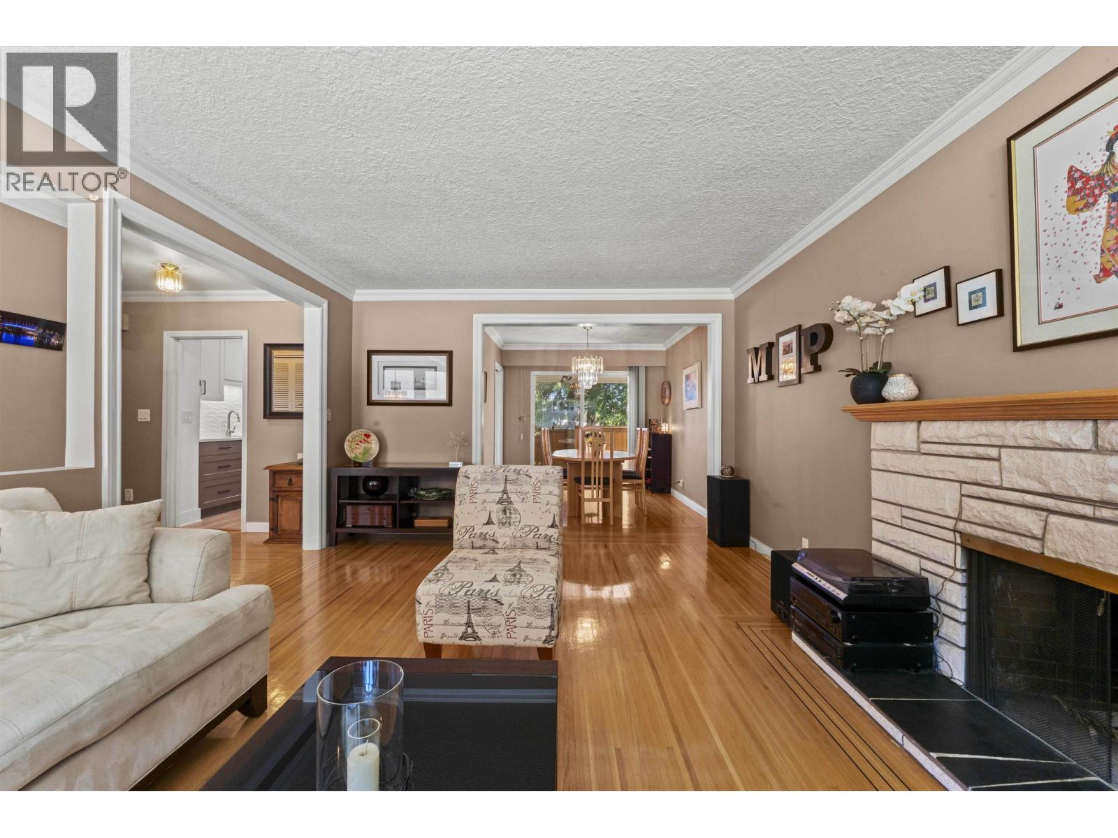 924 Garrow Drive, Port Moody, British Columbia  V3H 1H9 - Photo 9 - R3120100