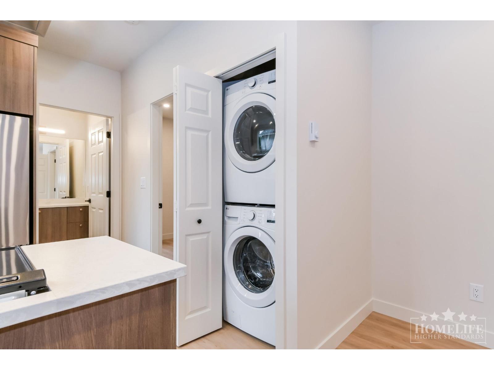 Garden Suite 18113 57a Avenue, Surrey, British Columbia  V3S 1J7 - Photo 12 - R3120505