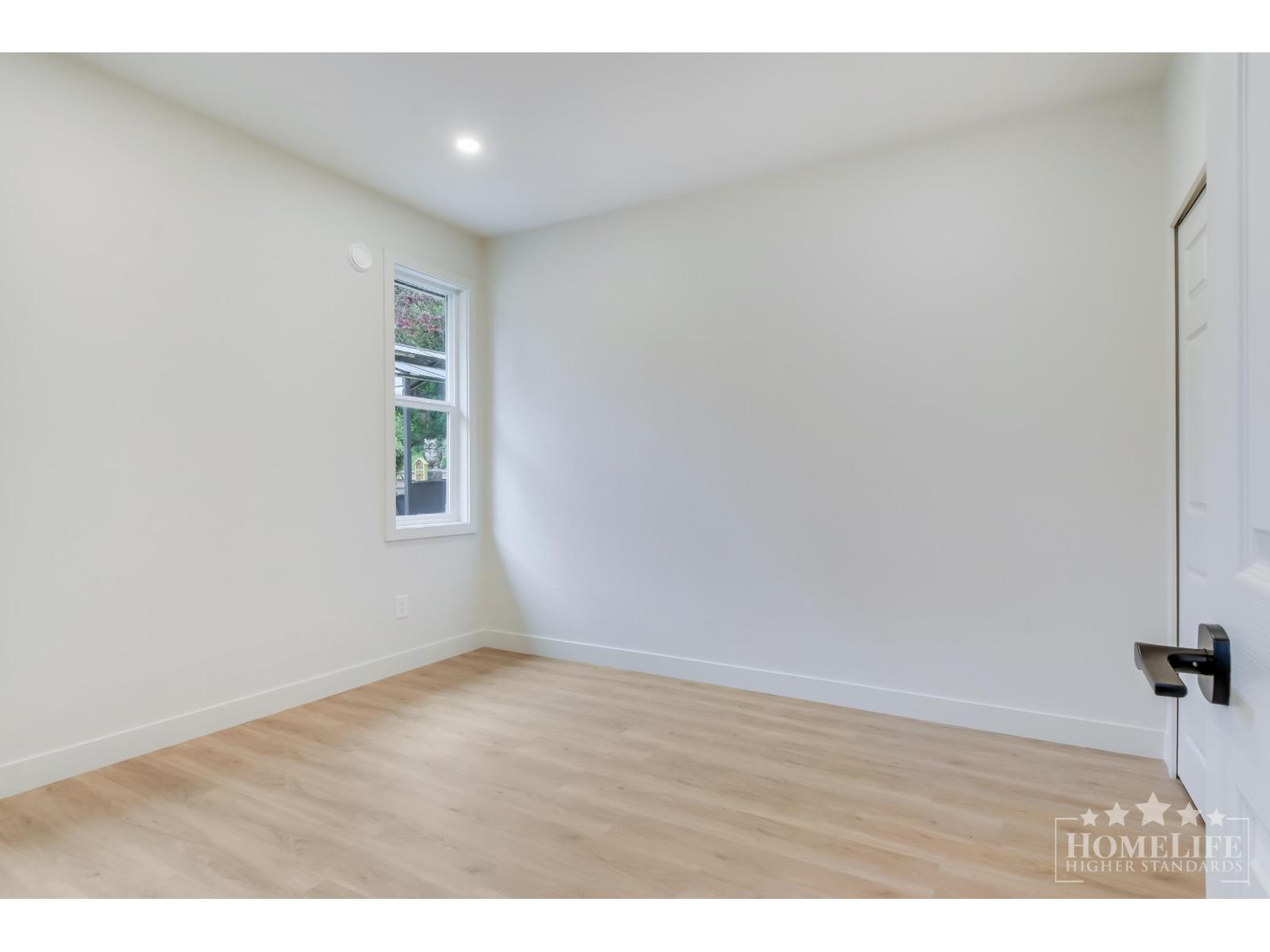 Garden Suite 18113 57a Avenue, Surrey, British Columbia  V3S 1J7 - Photo 9 - R3120505