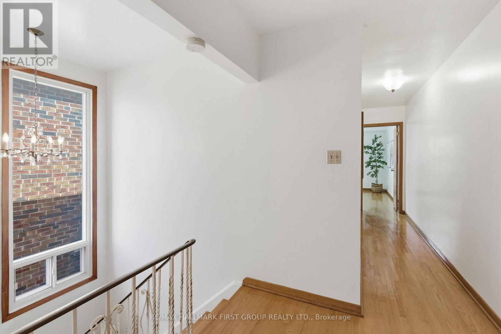 152 Mcroberts Avenue, Toronto, Ontario  M6E 4P5 - Photo 15 - W13092816