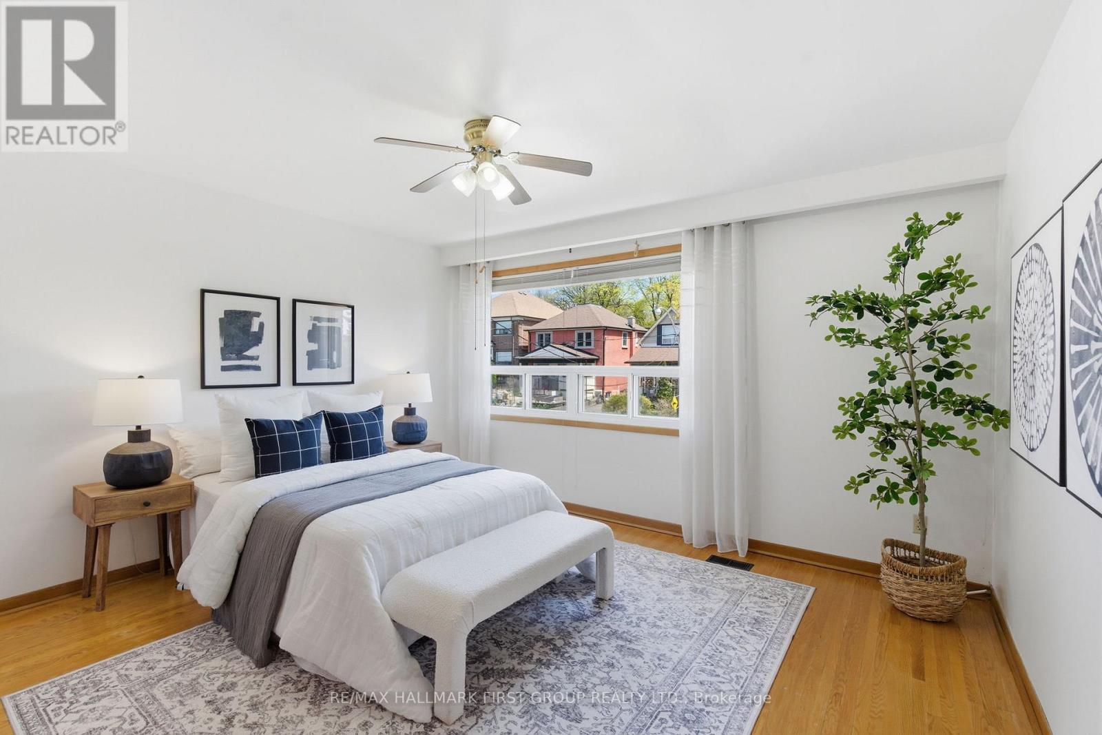 152 Mcroberts Avenue, Toronto, Ontario  M6E 4P5 - Photo 16 - W13092816