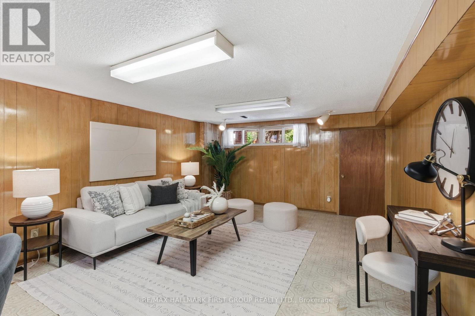 152 Mcroberts Avenue, Toronto, Ontario  M6E 4P5 - Photo 31 - W13092816