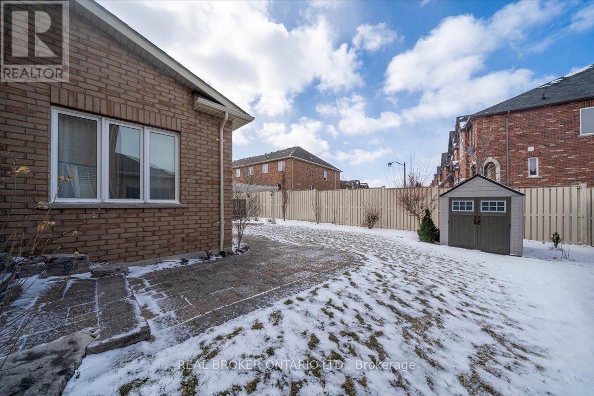 636 Serafini Crescent, Milton, Ontario  L9T 7P1 - Photo 35 - W13092872