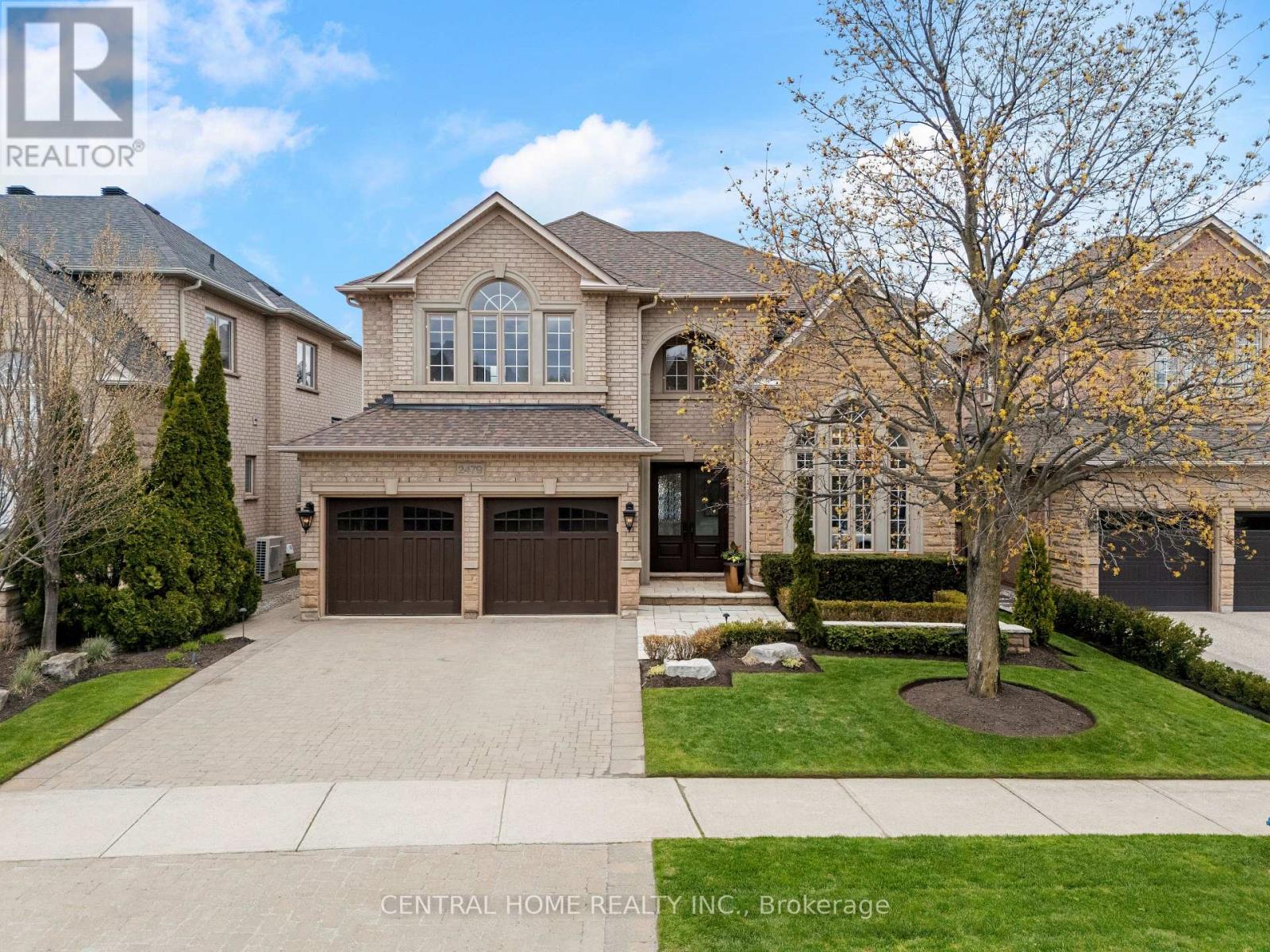 2479 BON ECHO DRIVE, Oakville, Ontario