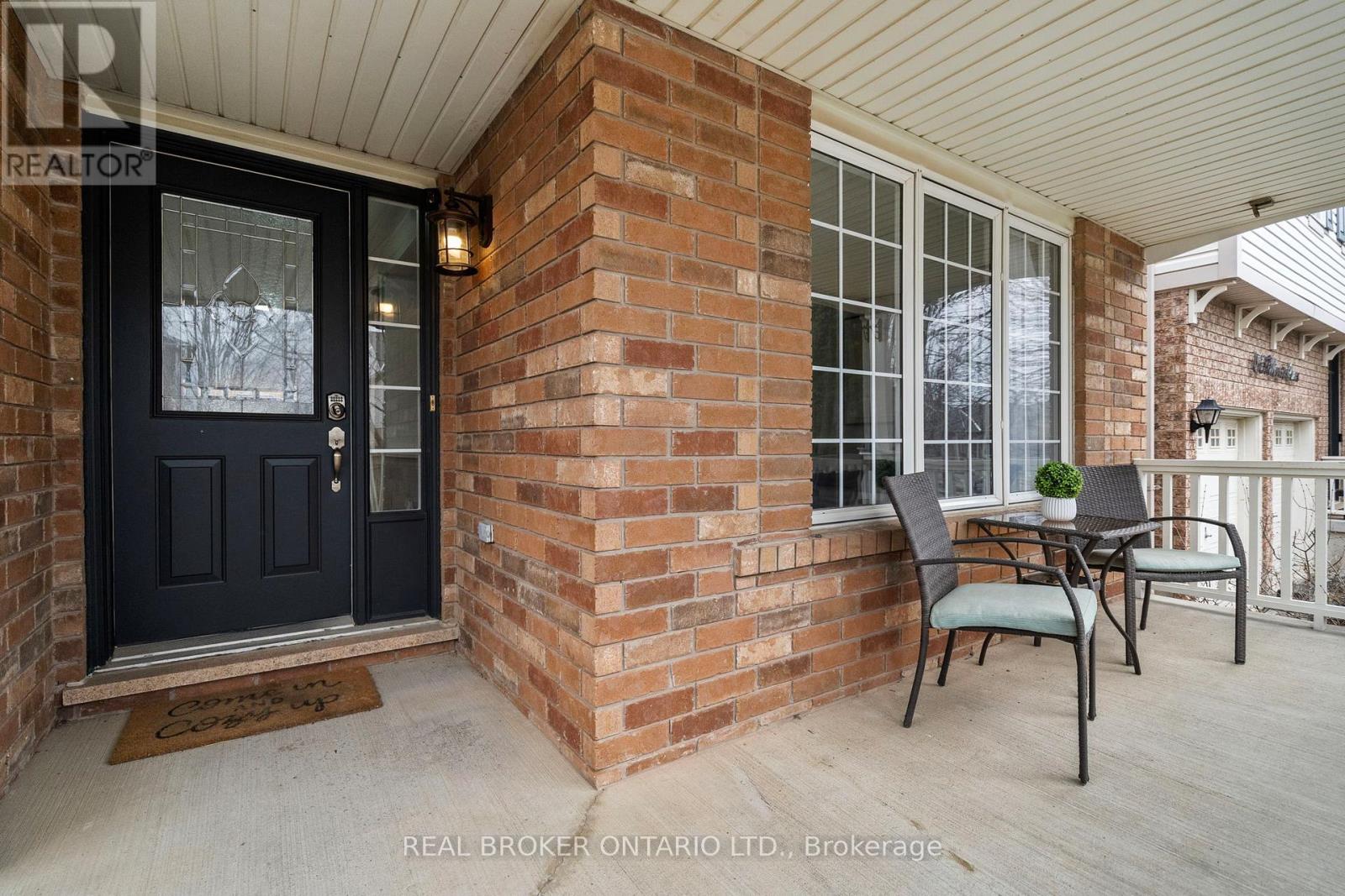 1537 Morse Place, Milton, Ontario  L9T 5V5 - Photo 3 - W13093022