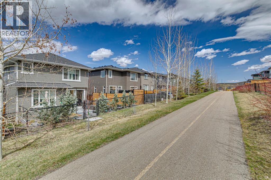 36 Crestbrook Link Sw, Calgary, Alberta  T3B 1G9 - Photo 46 - A2306443