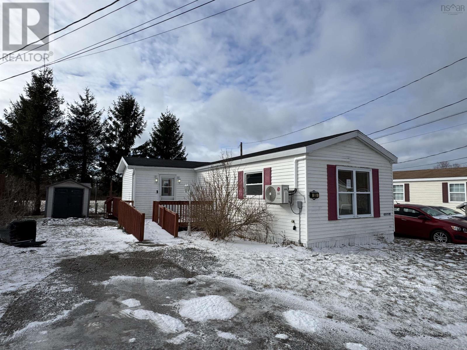 35 Third Street, Howie Centre, Nova Scotia  B1L 1C9 - Photo 1 - 202603988