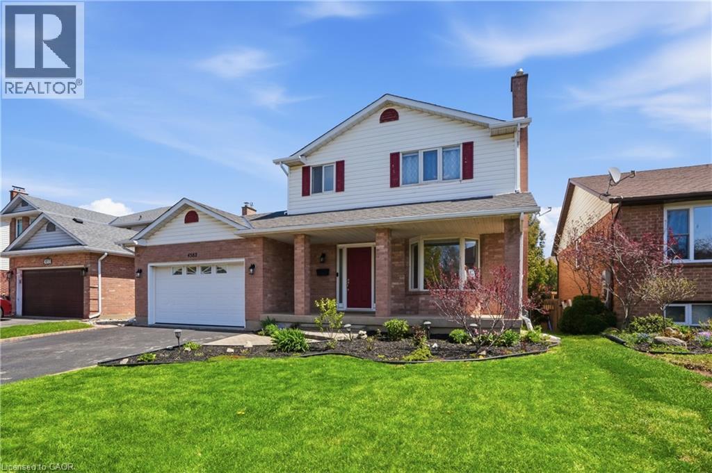 4582 St Volodymyr Court, Beamsville, Ontario  L3J 0B5 - Photo 2 - 40827560