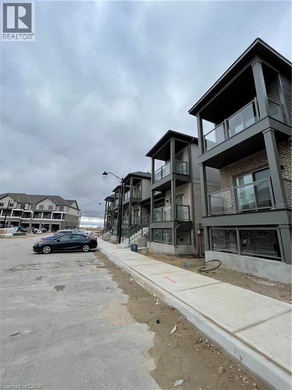 205 WEST OAK Trail Unit# 52, Kitchener, Ontario